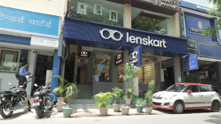 Temasek and Fidelity Invest $200 Million in Lenskart